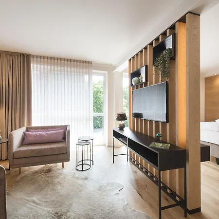 호텔 Munte - Wellnesshotel Am Stadtwald 4*