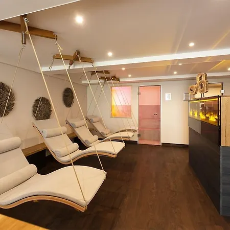 Munte - Wellnesshotel Am Stadtwald 4*