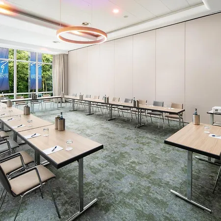 호텔 Munte - Wellnesshotel Am Stadtwald 4*