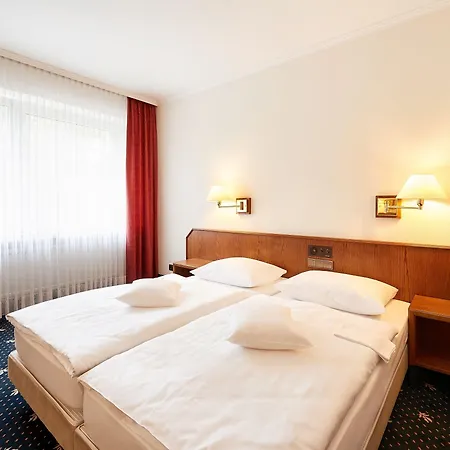 Munte - Wellnesshotel Am Stadtwald 4*
