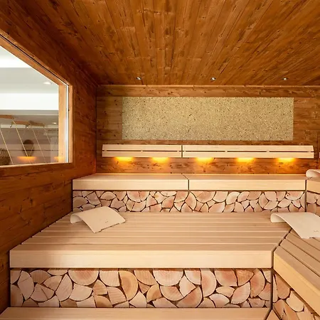 Munte - Wellnesshotel Am Stadtwald 4*