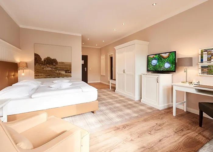 Munte - Wellnesshotel Am Stadtwald Hotel 4*